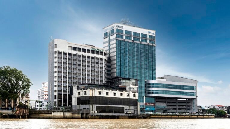 Kingwood Hotel Full View 2